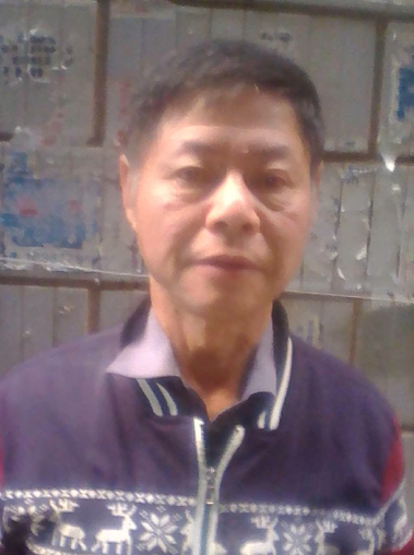 云南昆明專業鋼琴調律師李智勇